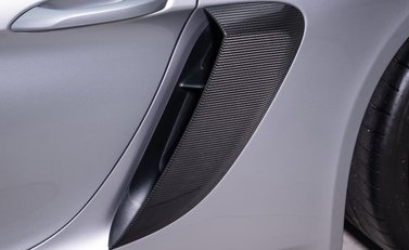 Porsche 718 SPYDER RS 41