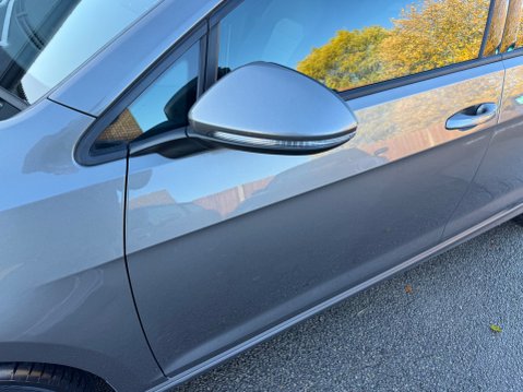 Volkswagen Golf R-LINE TSI ACT BLUEMOTION TECHNOLOGY 39
