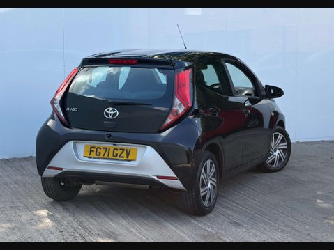 Toyota Aygo 1.0 Aygo X-Play TSS VVT-i 5dr 26