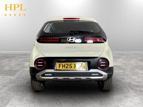 Hyundai Inster Long Range 49kWh 01 SUV 5dr Electric Auto (115 ps) Cruise Control - DAB Ra 6