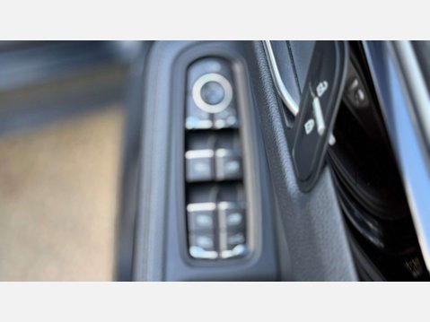 Porsche Macan 3.0 Macan S Semi-Auto 4WD 5dr 41