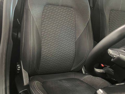 Ford Puma 1.0 Puma Titanium MHEV 5dr 10