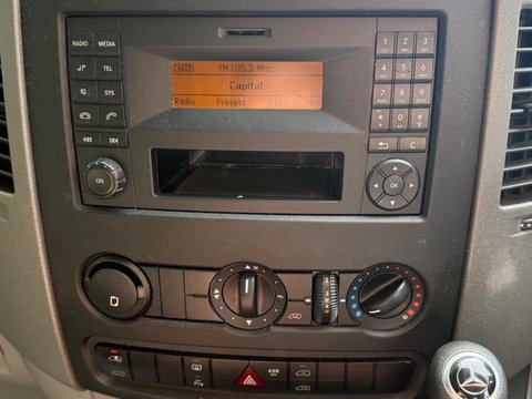 Mercedes-Benz Sprinter 2.1 514 CDI BlueEFFICIENCY RWD L2 2dr 26