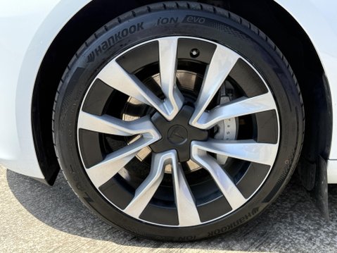 Tesla Model 3 Saloon 4dr Electric Auto RWD (208 ps) 17
