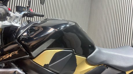 Suzuki GSR750 2011 ONLY 16K GOOD RUNNING NAKED PROJECT BIKE 750CC INLINE 4 29