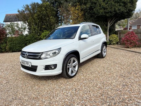 Volkswagen Tiguan 2.0 TDI BlueMotion Tech R-Line Edition DSG 4WD Euro 6 (s/s) 5dr