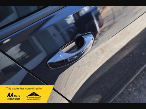 Volkswagen Golf 2.0 Golf R TSi 4WD 5dr 19