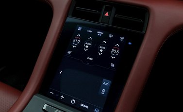 Porsche Taycan Turbo S Cross Turismo 21