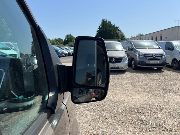 Ford Transit Custom SWB L1H1 (SOLD) Low Roof Limited 280 Air Con Alloys Sensors EURO 6 NO VAT 17