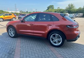 Porsche Macan PDK 19