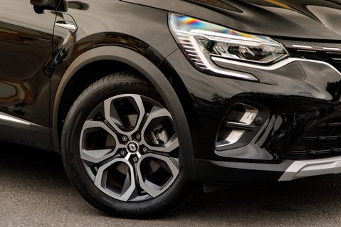 Renault Captur TECHNO E-TECH 11