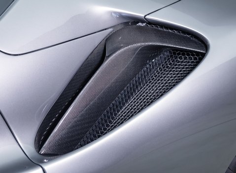 Ferrari SF90 Spider 38