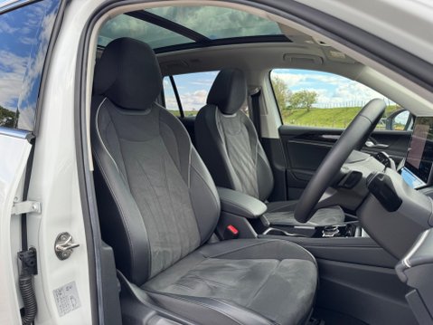 Volkswagen Tiguan 2.0 TDI Elegance DSG Euro 6 (s/s) 5dr 18