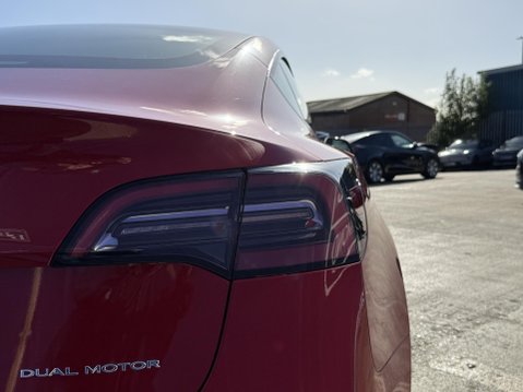 Tesla Model 3 (Dual Motor) Long Range Saloon 4dr Electric Auto 4WDE (346 ps) 19