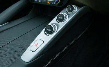 Ferrari GTC4 Lusso V12 22