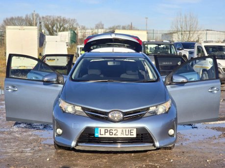 Toyota Auris 1.6 V-Matic Sport Hatchback 5dr Petrol Multidrive S Euro 5 (132 ps) 8