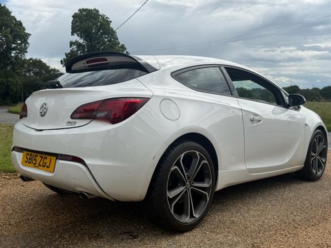 Vauxhall Astra GTC 1.6i Turbo Limited Edition Coupe 3dr Petrol Manual Euro 6 (s/s) (200 ps) 5