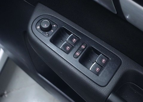 Volkswagen Sharan 1.4 Sharan SE Nav TSi Semi-Auto 5dr 39