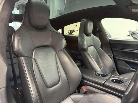 Porsche Taycan Performance Plus 93.4kWh Turbo Saloon 4dr Electric Auto 4WD (680 ps) 6