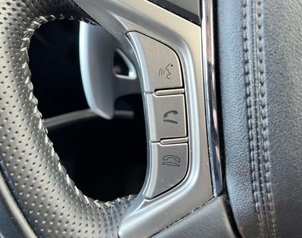 Mitsubishi Outlander 2.4 Outlander Design PHEV CVT 4WD 5dr 61