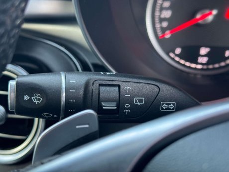 Mercedes-Benz GLC 2.1 GLC 220 D 4Matic AMG Line Auto 4WD 5dr 25