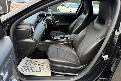 Mercedes-Benz A Class A 180 D AMG LINE PREMIUM PLUS - PAN ROOF -ELECTRIC SEATS 4