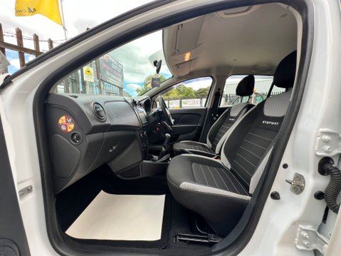 Dacia Sandero Stepway LAUREATE DCI 55