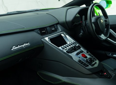 Lamborghini Aventador S LP 740-4 17