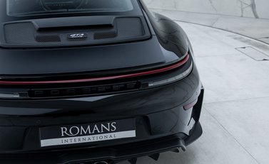 Porsche 911 GT3 (992.2) TOURING 28