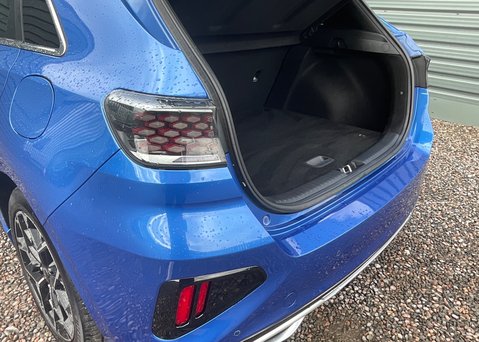 Kia Ceed 1.5 T-GDi GT-Line 14