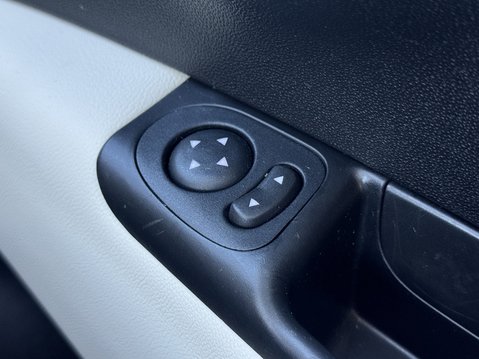 Fiat 500 1.0 Mild Hybrid Dolcevita [Part Leather] 3dr 27