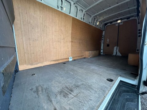 Mercedes-Benz Sprinter 2.0 315 CDI Progressive RWD L3 H2 Euro 6 (s/s) 5dr 13