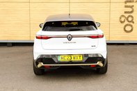Renault Megane ICONIC 6