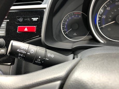 Honda Jazz I-VTEC S 5 door petrol manual, 35,000m, 2 owners, £35 tax, ULEZ compliant 22