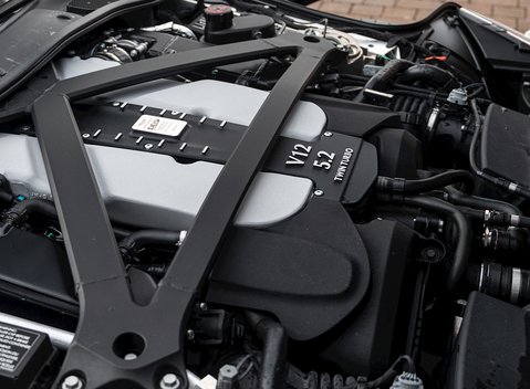 Aston Martin DBS Superleggera 34