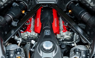 Ferrari SF90 Stradale 42