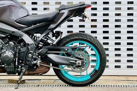 Yamaha MT-09 MT-09 (MTN890) 24 27