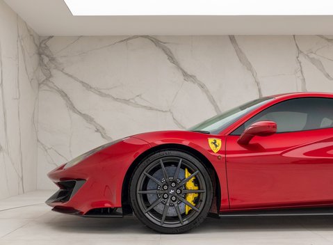 Ferrari 488 Pista 37