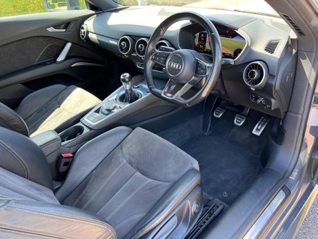 Audi TT 1.8 TFSI Black Edition Euro 6 (s/s) 3dr 15
