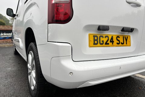 Toyota Proace City L1 Design 100 ps EAT8 Automatic Panel Van 27