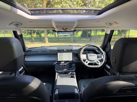 Land Rover Defender 3.0 Defender XS Edition D MHEV Auto 4WD 3dr 2