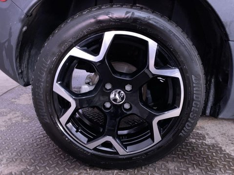 Vauxhall Crossland 1.5 Turbo D Ultimate SUV 5dr Diesel Manual Euro 6 (s/s) (110 ps) Cruise Co 32