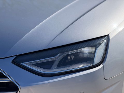 Audi A4 2.0 A4 Sport 30 TDI Semi-Auto 5dr 44