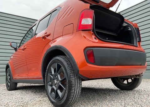 Suzuki Ignis SZ-T DUALJET 17