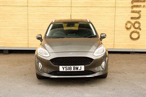 Ford Fiesta ACTIVE X 5