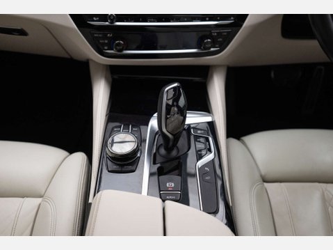 BMW 5 Series 3.0 540i xDrive M Sport Auto 4WD 4dr 46