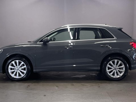 Audi Q3 1.5 TFSI CoD 35 Sport SUV 5dr Petrol Manual Euro 6 (s/s) (150 ps) 5