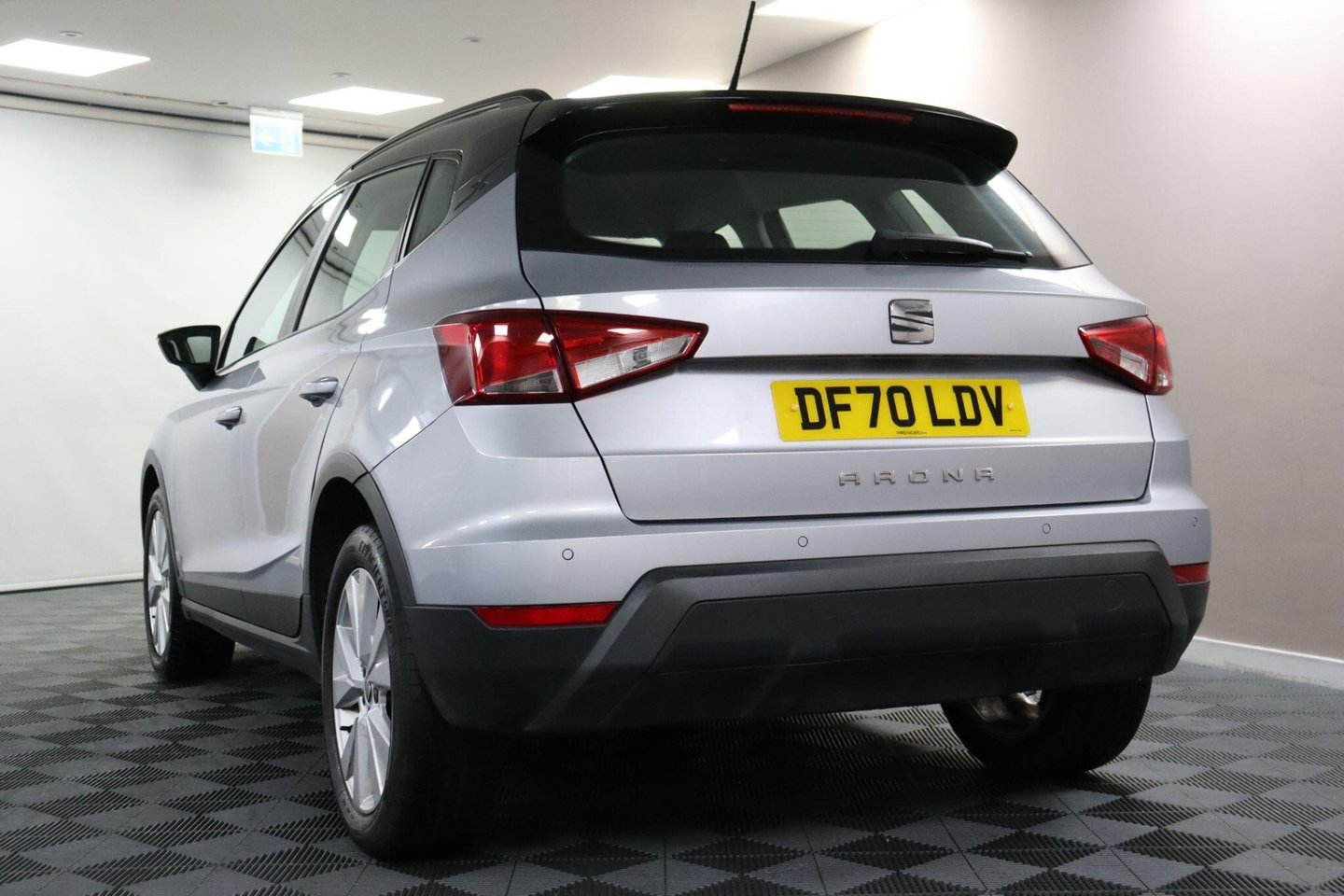 2021 SEAT Arona — image 25