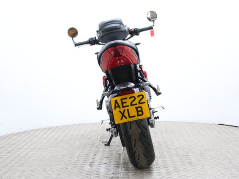 Triumph Trident TRIDENT 660 5