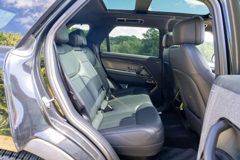 Land Rover Range Rover Sport D300 Dynamic SE 16